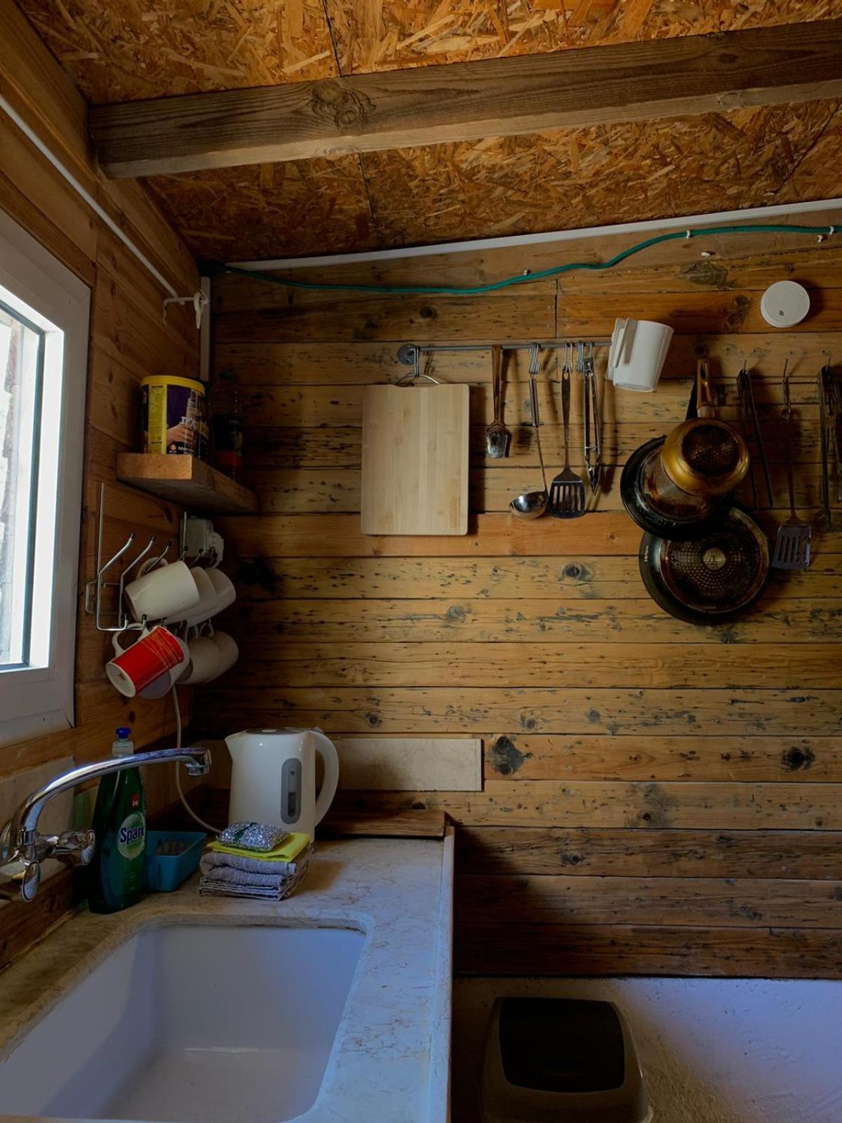 בקתת עץ בחורש במנות - דום גיאודזי - Wooden cabin in מנות מראה חיצוני תמונה